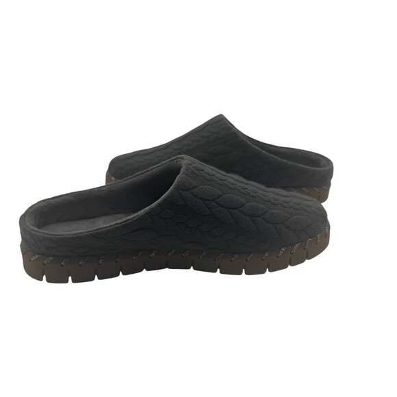 Muk Luks Quilted Gray Indoor Outdoor Slippers Memory Foam Comfort Sole Non Slip - Picture 6 of 8